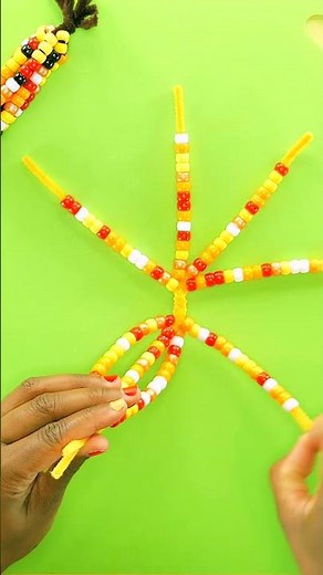 How to make festive beaded Indian corn |Kids Crafts| Miss Jessica's World #shorts #indiancorn