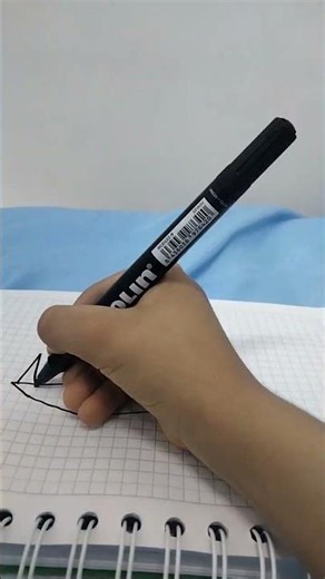 les estoy enseñando cómo dibujar un avión ✈️