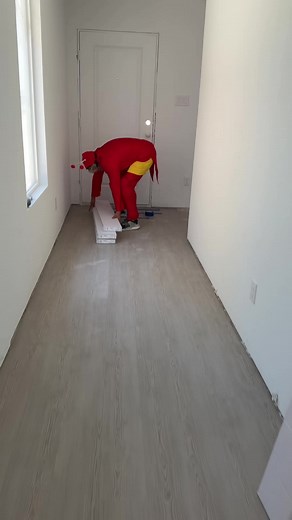Instalación de pisos LVT y PVC: Guía práctica