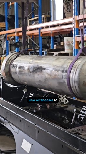 Using our Sunnen HTA-4100 horizontal honing machine and doing a quick roughing pass before changing to finishing stones to add the signature cross hatching to restore the inner surface. #machinist #shoptools #cuttingedgeengineering #workshop #honing #heavymachinery #heavyequipment | Cutting Edge Engineering Australia