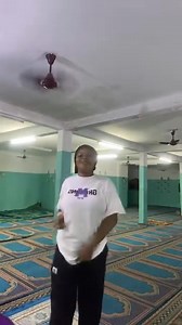 Allahou akbar même dans la mosqué | Djibson Jeune Sucré