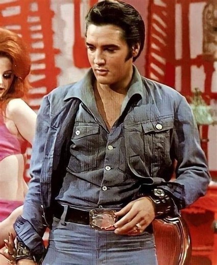 Are You Lonesome Tonight? by Elvis Presley: A Melancholic Classic - Rolling Stone