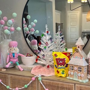 Wish 1: A sweet family moment together! Deck your halls with shiny and bright Ring Pop 💎 Create a Festive Ring Pop® Entry with your family this holiday season. Check it out! #holidays #decor #festive | Ring Pop