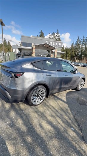 2026 Tesla Model Y Juniper in Quicksilver with 20” Helix Wheels