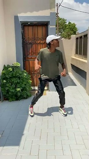 Ngixolele (feat.boohle).busta 929 mp3