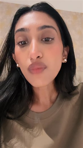 Dhivya Srinivasa, MD FACS on Instagram: "ICU nurses are the very best of humanity. It’s important we all know that. Love, a doctor who is who she is because of ICU nurses. @wearfigs @memorialhermann"