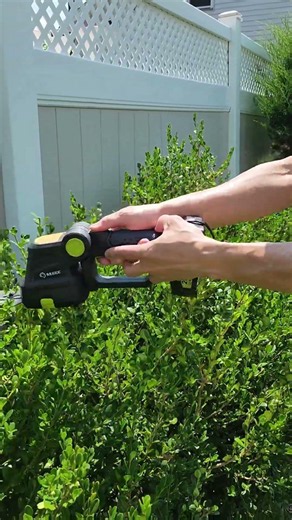 Putting this garden trimmer to the ultimate test! 🌿✂️
