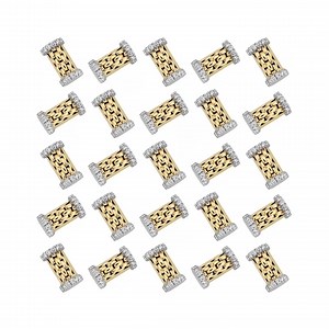 Designed to match all FOPE creations, the new Essentials collection for 2021 brings 18ct gold earrings inspired by the Novecento mesh chain. Book an in store By Personal Appointment https://bit.ly/3gPHCIR or shop online at https://bit.ly/35MQ1Xi | Goldsmiths