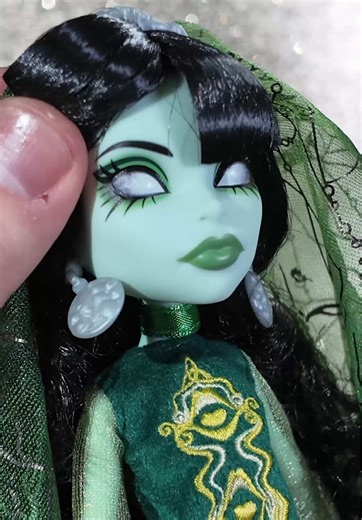SCARAAAAHHHH SCREEEEEEEAAAAAMMMMSSSSS doll unboxing and review!! #scarahscreams #monsterhigh #doll #unboxing #review @Monster High @MattelCreations