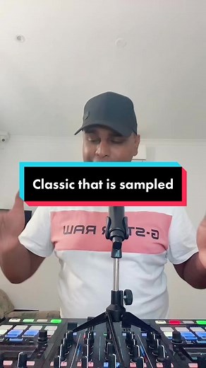 Exploring Classic House Samples in Deep House Music