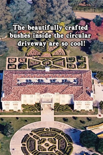 Whose house is this?#googleearth #mansion #rich #house #luxuryhomes