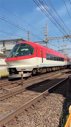 6903レへ送り込み？赤い伊勢志摩ライナーが高安付近を回送｜近鉄23000系IL01