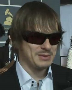 KORN: New Audio Interview With RAY LUZIER