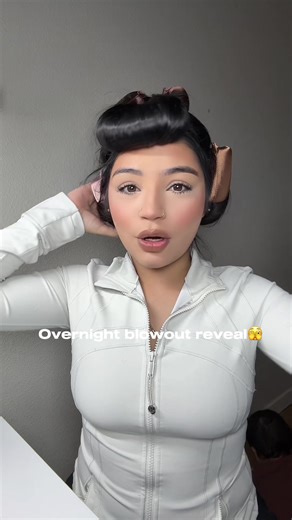 Achieve Perfect Blowout Hair with Flexi Rods