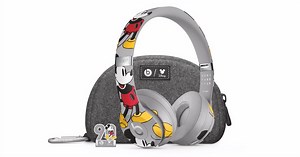 Beats by Dre unveils special edition Mickey Mouse Solo 3 Wireless headphones for 90th anniversary - 9to5Mac