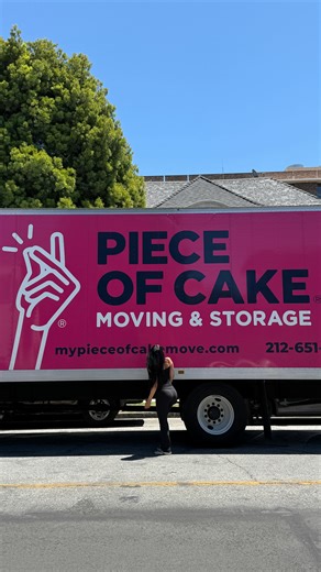 Julia Kelly on Instagram: "New apartment. New chapter. I’ve never craved ‘home’ more than I do now—and this is just the beginning xx huge thanks to @pieceofcakemoving If you need their incredible help moving use IGFAMILY for 10% off your move locally and 5% off a long distance move! #movingday #pieceofcakemoving #movingvlog #explorepage"