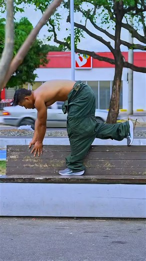 The crowd was shouting out #Neymar's name during the France vs. Brazil game 🗣️ #football #soccer #futbol #espnsocial