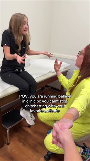 😬 #doctorsoffice #medicalassistant #surgeon #dreamteam @Gabby @Maggiemalaine