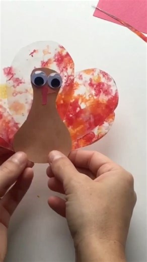 We LOVE a good Turkey Craft!! Grab some old crayons to create this one! Comment - turkeys - to see them all!! #TurkeyCrafts #thanksgivingcrafts #ThanksgivingReady | Construction Paper Crafts for Kids