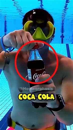 If You Ever Open Coca-Cola Underwater… This Happens 😳🥤