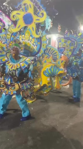MUSIC MAKERS ON BAY: Royal Caribbean Music Makers Junkanoo Group have officially taken to Bay Street for the 2025 Boxing Day Junkanoo Parade. They are presenting “Wonders of the Deep Blue,” bringing colourful, dynamic, and imaginative displays in this year’s Boxing Day Parade. | Eyewitness News Bahamas