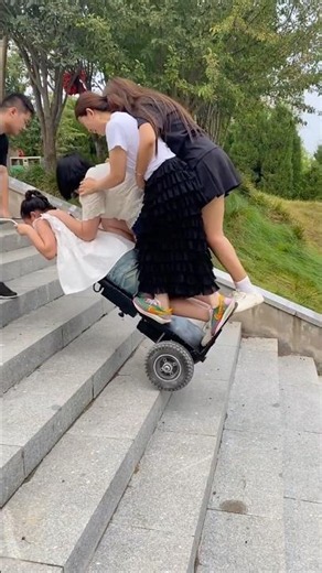 Electric Stair Climber Transport Cart | Heavy Load Made Easy ⚡ #Shorts