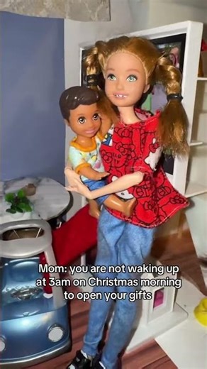Barbie Siblings want to wake up at 3AM on Christmas Day!!