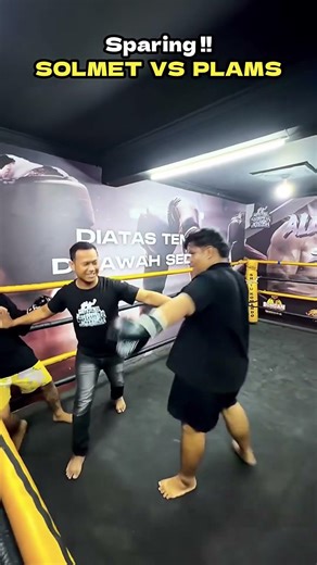 Sparing Boxing! Solmet Vs Plams #trending #boxing #shortvideo