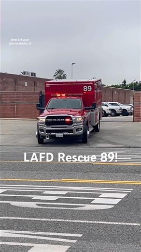 LAFD Rescue 89! #ambulancelife #firefighter #automobile #firedepartment #shorts #fyp