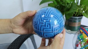 Watch How to play the ball fidget puzzle? on Amazon Live