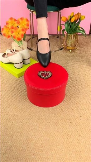 Pointed Mary Jane Pumps Elegant Style #heels #fashion #shortsfeed