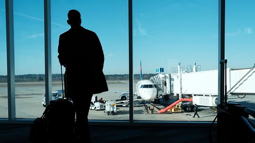 Coronavirus: Trump administration details new international travel procedures