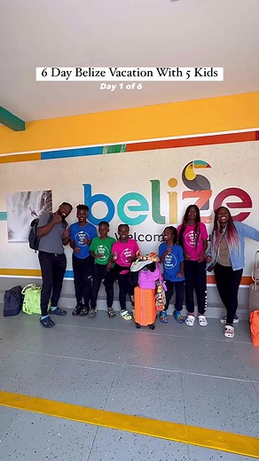 🇧🇿 6 Day Belize Vacation with 5 KidsDay 1 of 6. This is how day 1 of our vacation went! 🥰Make sure to follow @themomtrotter to see the other days unfold, what we did in Belize and how we managed 5 kids on vacation for 6 days! Random thoughts & questions: - Early flights are rough, but great because you get to your sensation early. - Matching color coordinated luggage saved the day! Last time one of the kids forgot their luggage and we didn’t realize it till we got to our destination. I was no