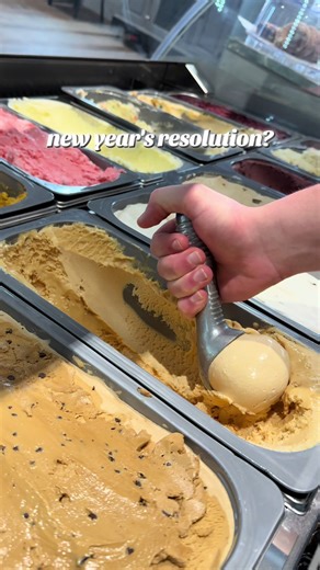 Catch us getting strong at the scoop shop all year! #newyear #icecreamscoopshop #islandhomemadeicecream #vermont #eatlocal