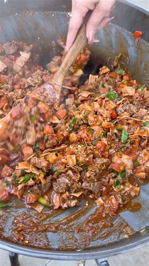 Discada Time! 🤤🔥All in one pan… you already know it’s gonna slap 😮‍💨🔥 Who’s grabbing a tortilla first? Here’s everything that went into this monster skillet: 🥩 1 lb @evergoodsausage mild or spicy sausage 🥩 1.5 lbs of meat 🥓 1 lb bacon 🍖 1 lb ham 🧅 1 large onion 🌶️ 1 red bell pepper 🌶️🌶️ 2 jalapeños 🍅 3 Roma tomatoes 🍺 1 light beer 🟧 7 oz El Pato sauce 🥄 2 tbsp Worcestershire 🥄 1 tbsp chicken bouillon 🌿 Cilantro lime 🌮 Tortillas your favorite hot sauce to finish or Chiltepin f