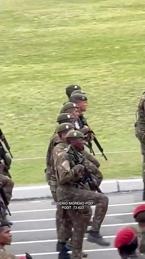 Communications Training Battalion - Largest Joint Change of Command Ceremony - 1st of 🇧🇷