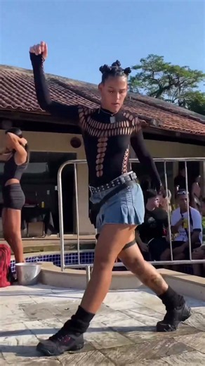 This Techno Drop Hits DIFFERENT! 🔊PURE HARD TECHNO ENERGY! 🤯⚡ #rave #festival #techno
