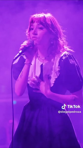 Kailee Morgue en Vivo en Chicago - Un Video Imperdible