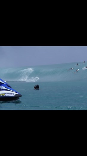 8.7M views · 203K reactions | Massive Wave in Tahiti Bogus Sta clip #surfing #tahiti #teahupoo #tsunami #wavesoftheworld #reels2023 #reelsvideo | Waves of the World on YouTube | Facebook