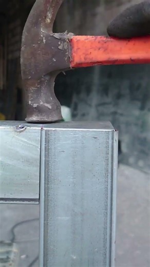 Great idea for a strong corner connection of thin metal #tips #tricks #welding #diy