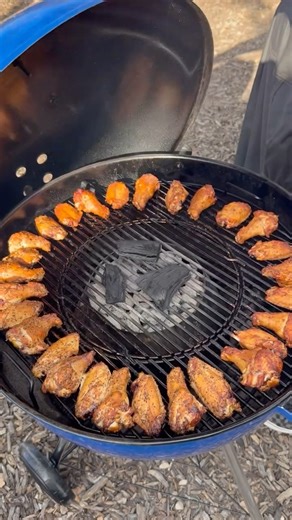 Wings on the Weber with the Vortex bringing the heat! #WeberKettle #VortexCooking #BBQWings