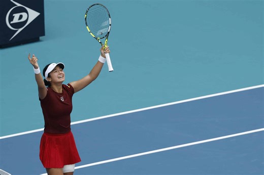 Alex Eala knocks world No. 2 Iga Swiatek out of Miami Open