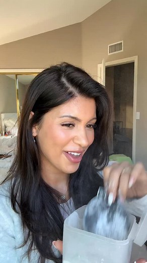 ✨HAIR DUSTING 101✨ My Hairstylist never does this…is this a Desi thing too?👀🤭 YOU DONT NEED TO CHOP YOUR HAIR OFF #splitends #damagedhair #haircare #hairtips | ANCI