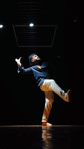 Iss tarah | @ChaarDiwaari | @sonunigam | Dance cover #isstarah #dance #trending