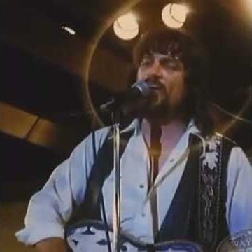 Waylon Jennings was once raided by the DEA…
