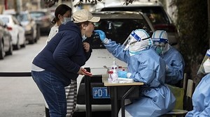 Shanghai Lockdown Risks Becoming Biggest Crisis of Xi’s Tenure