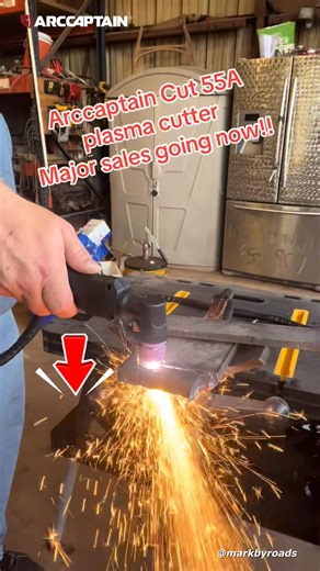 🔥 The Arccaptain CUT55 plasma cutter makes clean, straight cuts effortless — just plug in your air compressor and go. ✅ Non-Touch Pilot Arc – Cuts through rust, paint, and rough surfaces effortlessly ✅ Max Severance Thickness: 3/4" ✅2-Year Warranty | Arccaptain