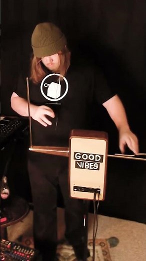 Powerful Theremin Opera Singing Voice (Operatic Technique)