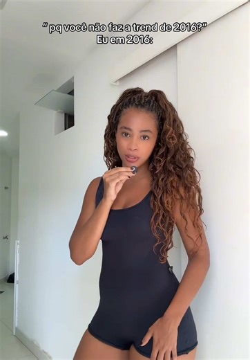 Eu estava muito ocupada ensinando quadradinho no YouTube!! Alguém aqui assistia os tutoriais? 🥹❤️❤️ #foryou #2016