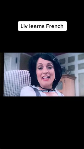 Liv Learns French with Liv and Maddie | French Auditions with Holden